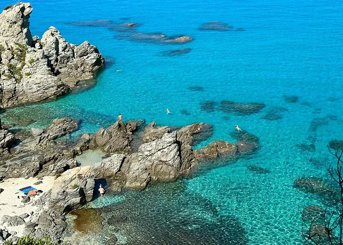 Village Loris * زامبروني