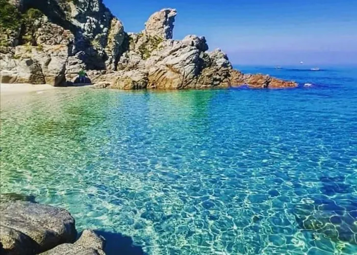 Daire Village Loris Zambrone